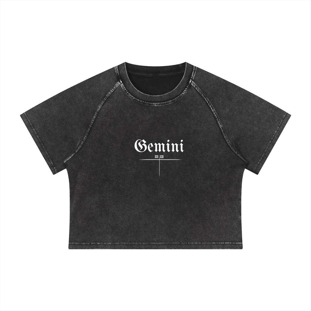 Gemini Bearth Sign - Women's Mineral Wash Raglan Crop T-Shirt